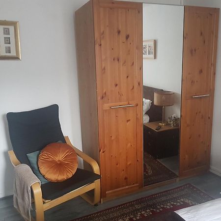 4 Mereside Walk Manchester Eksteriør bilde