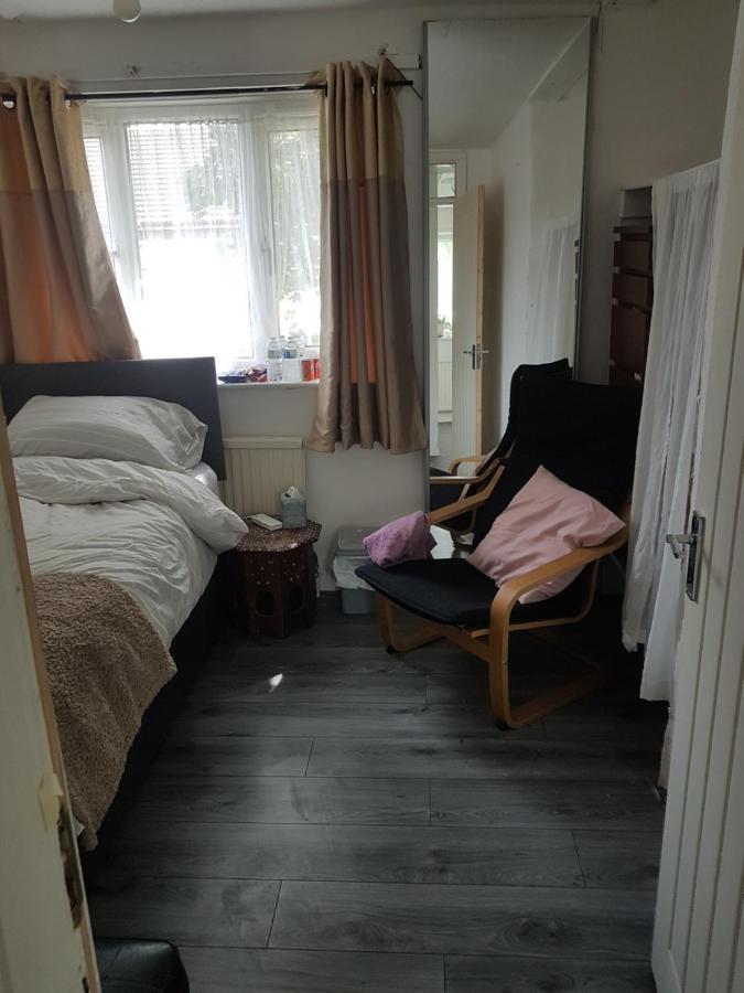 4 Mereside Walk Manchester Eksteriør bilde
